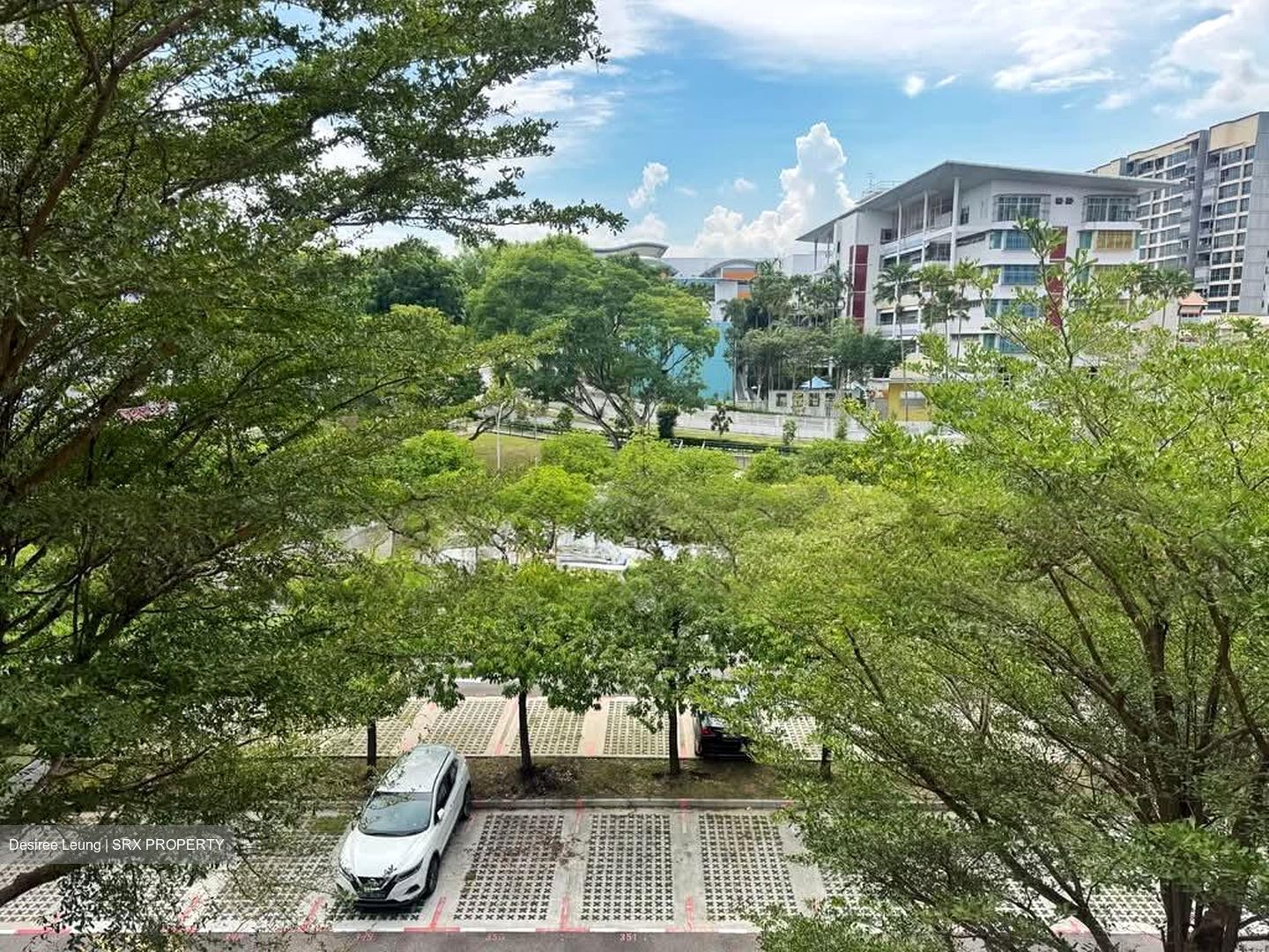 Blk 640 Hougang Avenue 8 (Hougang), HDB Executive #577830451